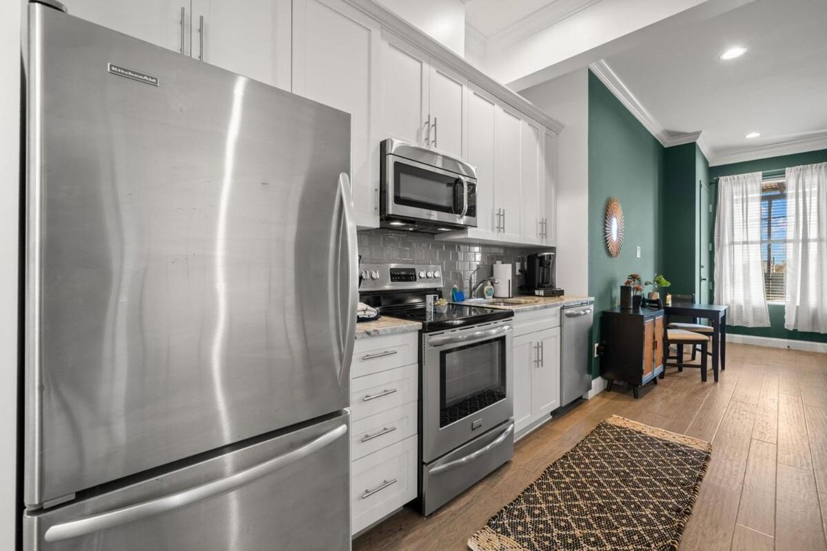 טאמפה New! Sangria Suite - Upscale Ybor City Studio, Right On 7Th Ave מראה חיצוני תמונה