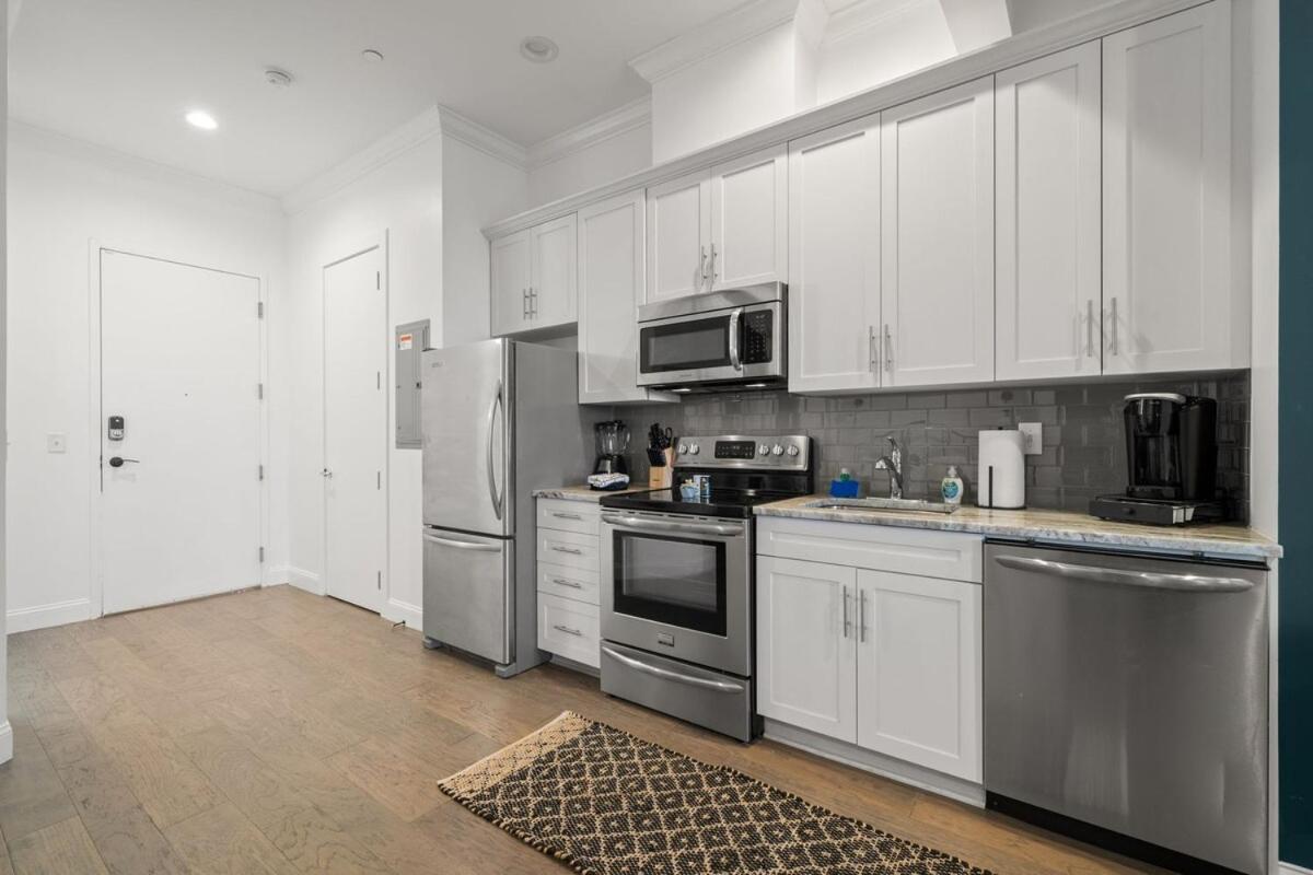 טאמפה New! Sangria Suite - Upscale Ybor City Studio, Right On 7Th Ave מראה חיצוני תמונה