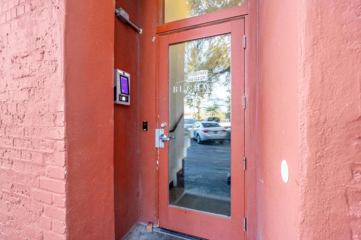טאמפה New! Sangria Suite - Upscale Ybor City Studio, Right On 7Th Ave מראה חיצוני תמונה