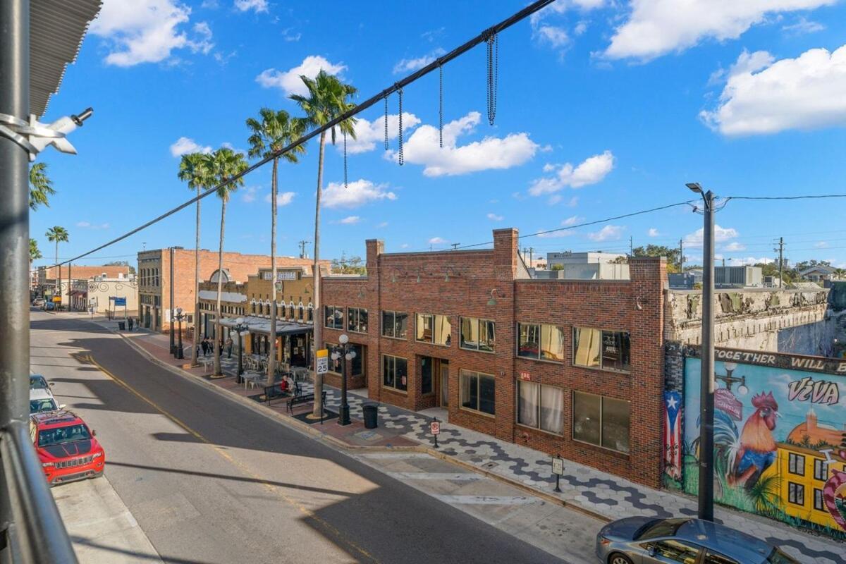 טאמפה New! Sangria Suite - Upscale Ybor City Studio, Right On 7Th Ave מראה חיצוני תמונה